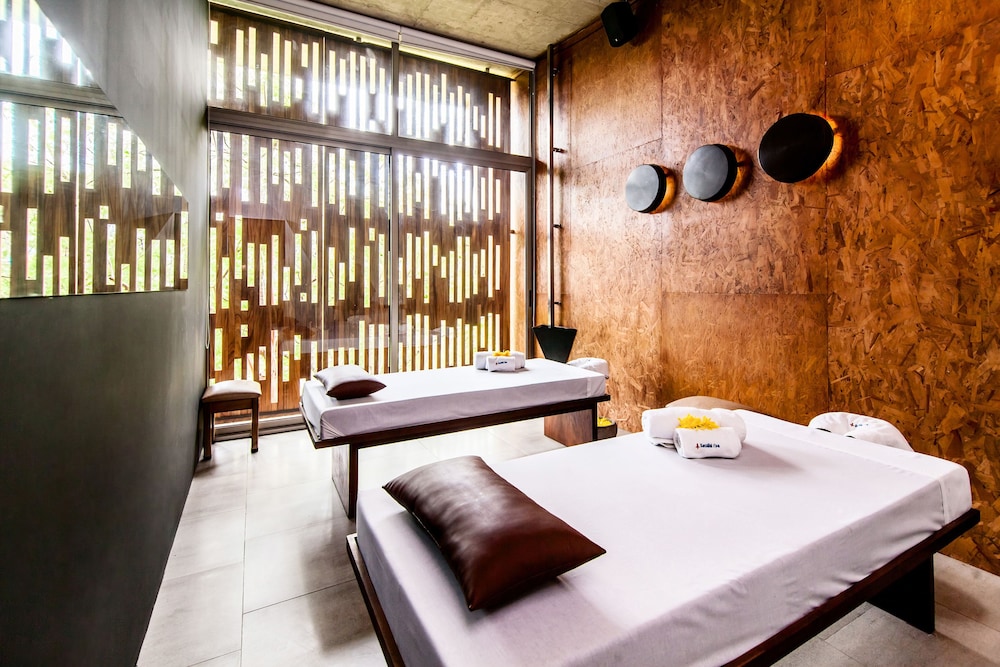 Kawilal Hotel 15/48
