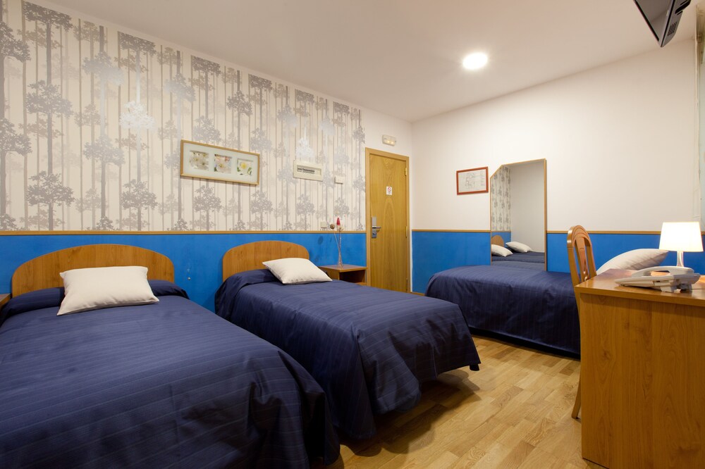HOSTAL MONTALOYA 21/68