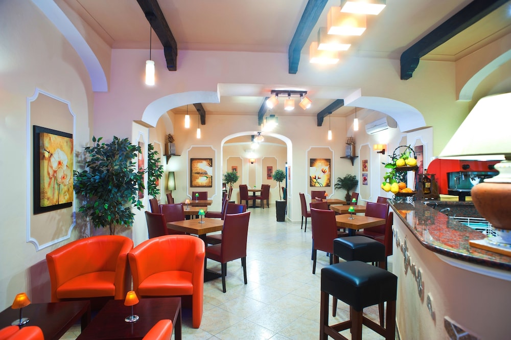 Casa Di Meglio Hotel 43/69