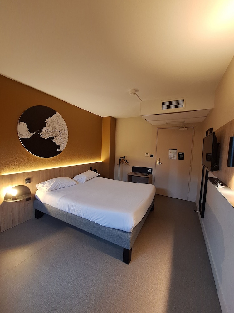 ROOM, DOUBLE BED, ACCESSIBLE