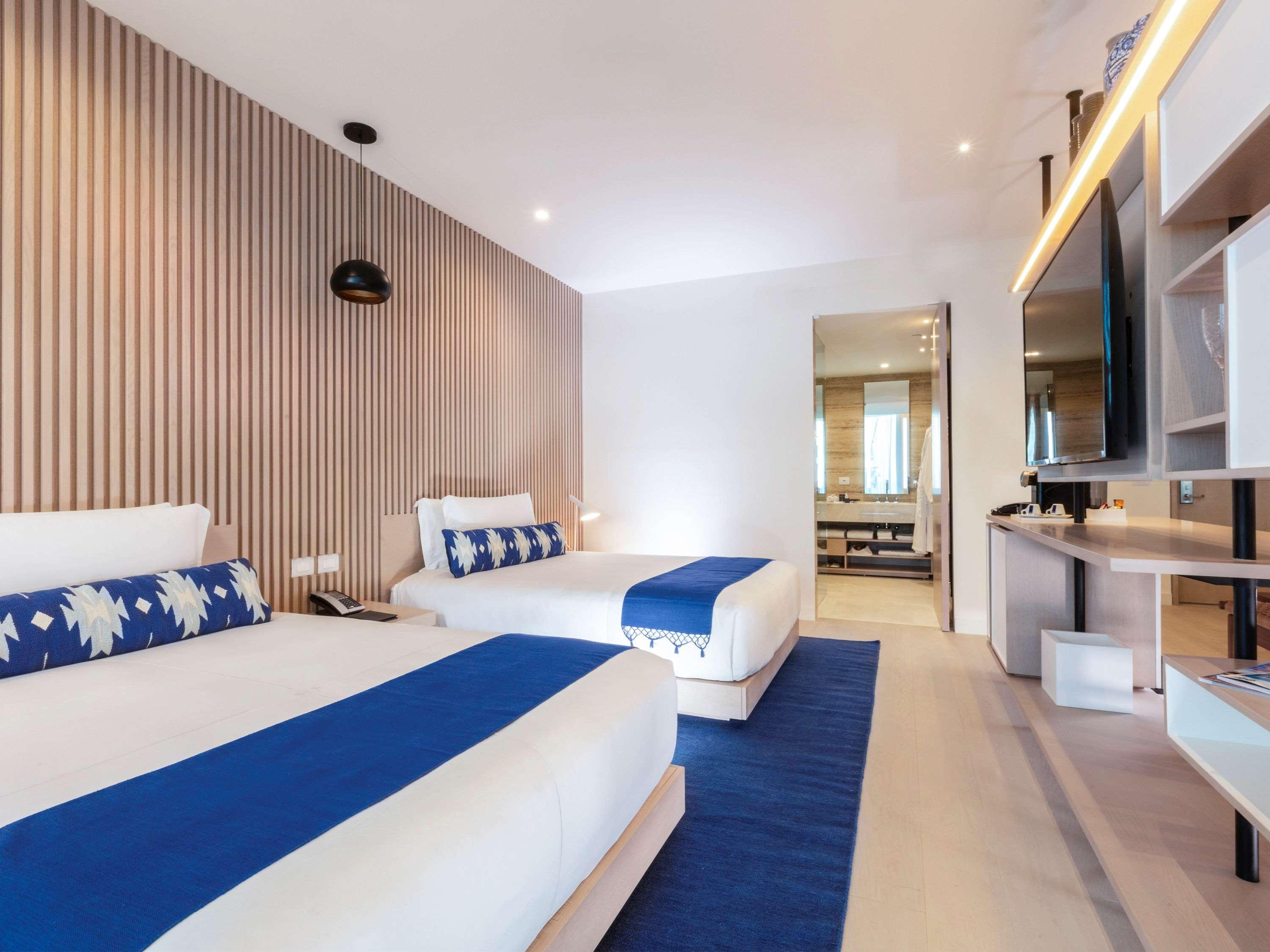 1 BEDROOM, DELUXE, SUITE, DOUBLE BED, OCEAN FRONT