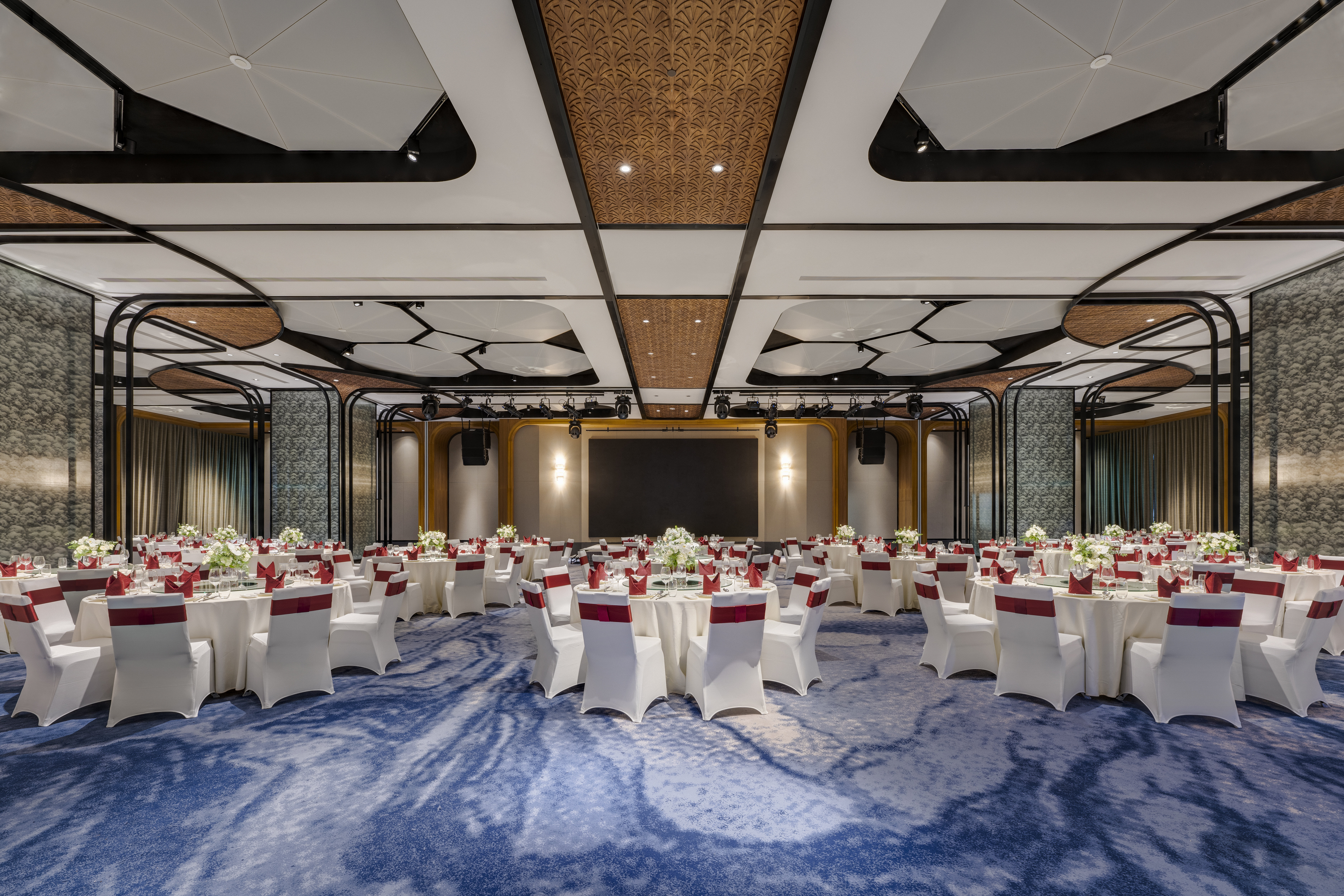 Intercontinental Kaohsiung 65/76