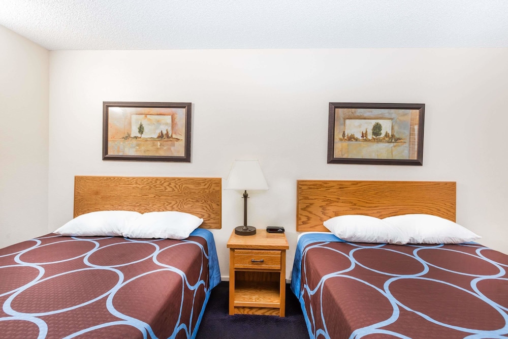 SureStay Plus by Best Western Grand Island 22/24