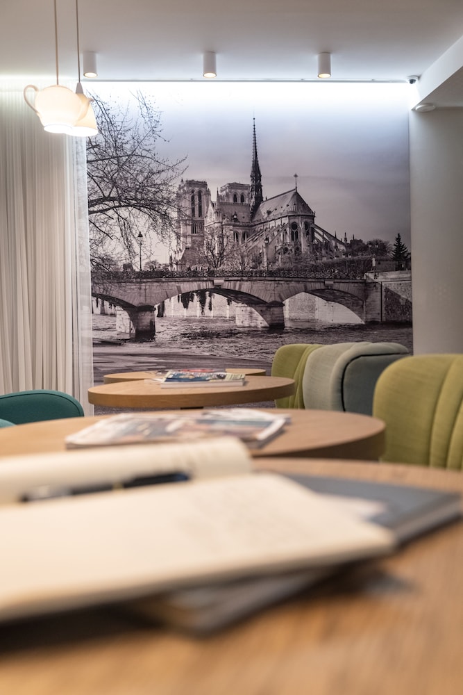 1er Etage Marais 47/61