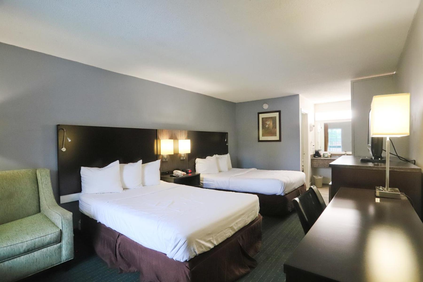 Greenville Inn and Suites 7/25