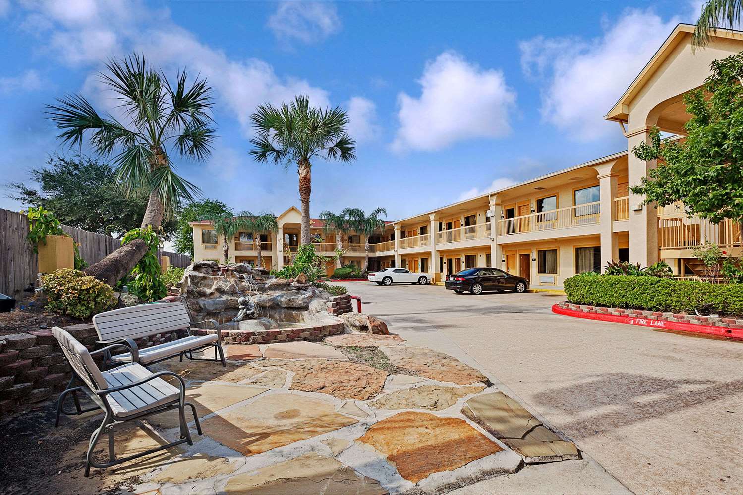 Super 8 by Wyndham Houston Hobby Airport South 6/10