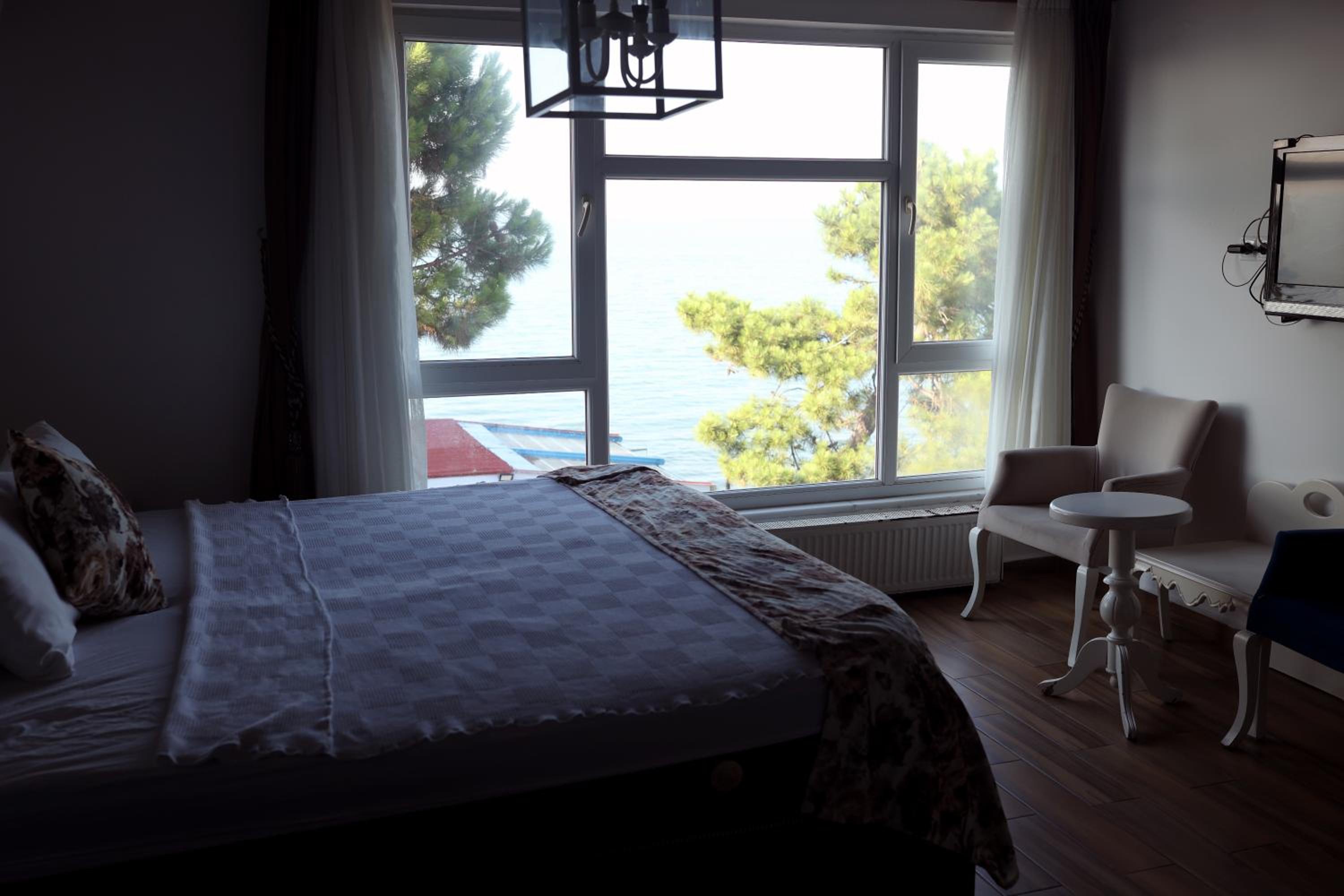Sebile Hanim Sahil Otel 8/16