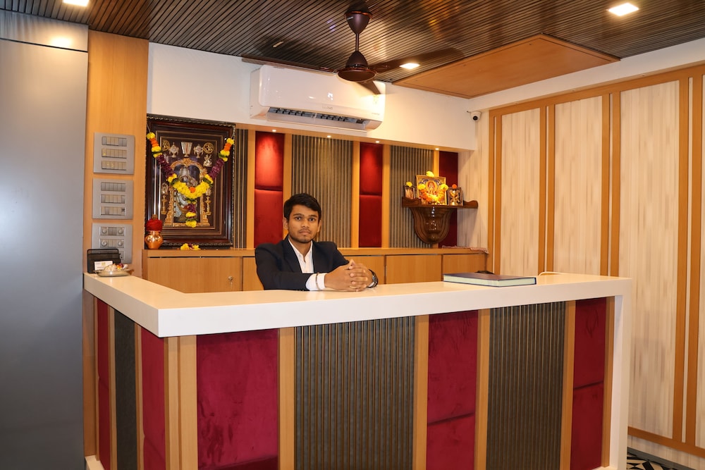 Hotel Aishwarya Residency 2/17