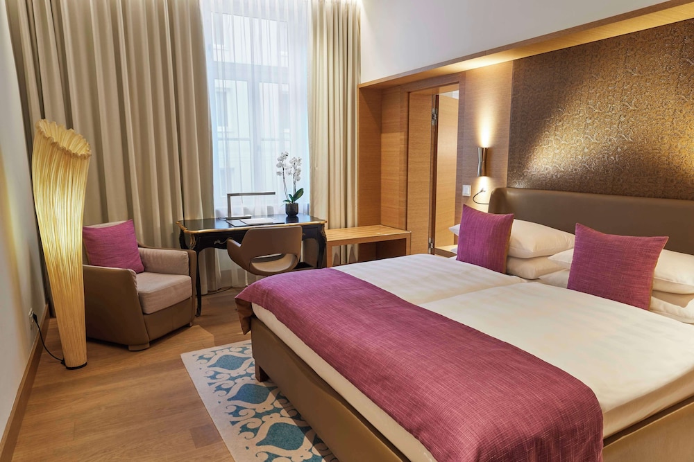 Hotel Vier Jahreszeiten Kempinski Munich 33/74