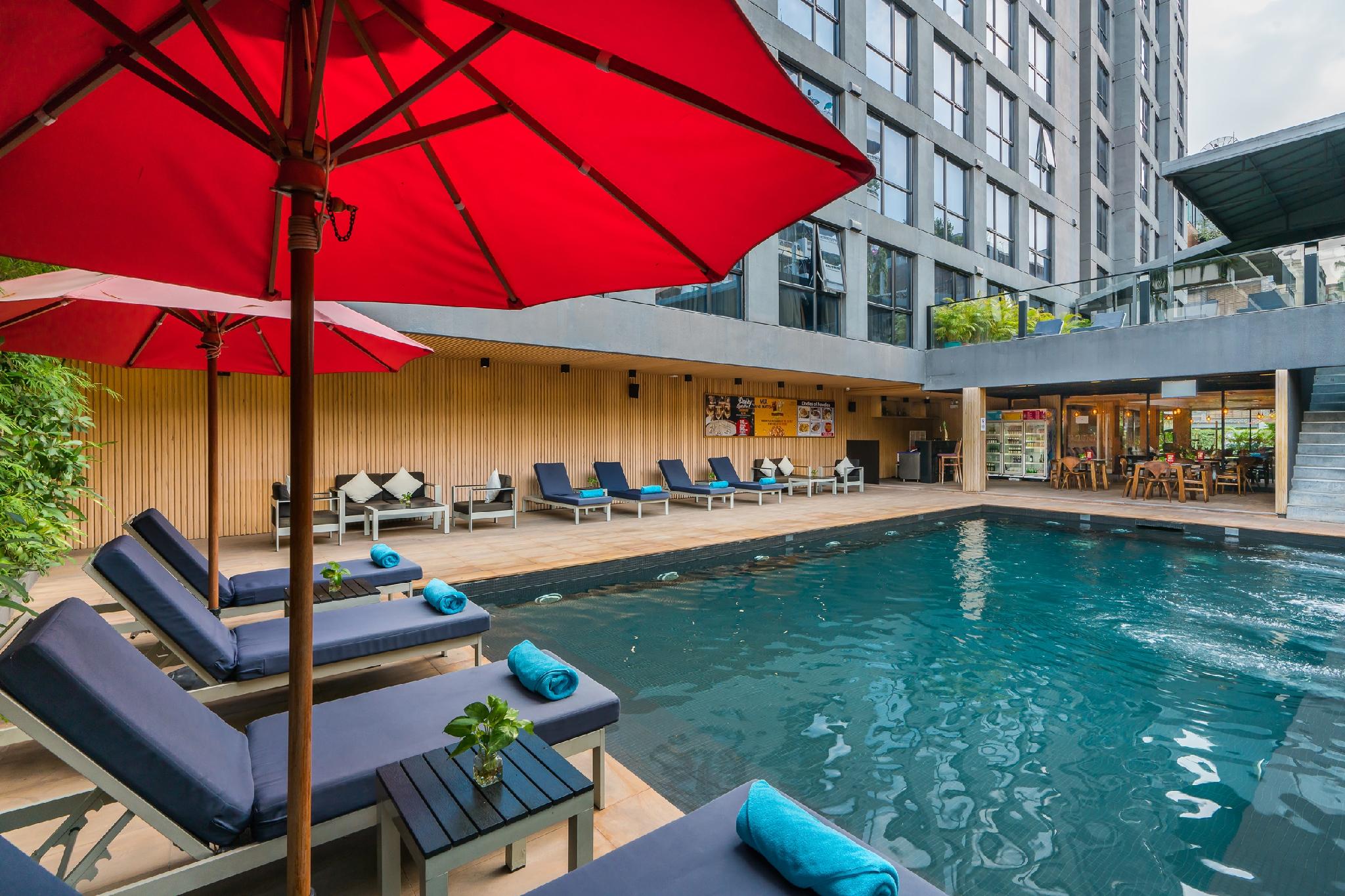 Galleria 12 Sukhumvit Bangkok by Compass Hospitality in BANGKOK