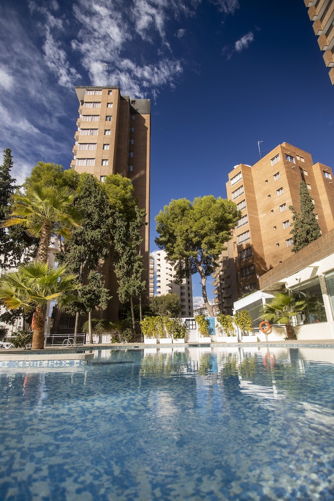 Aparthotel BCL Levante Club 39/46