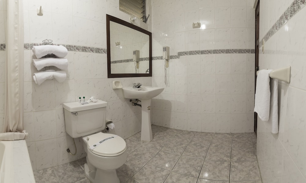 Hotel Libertador 47/47