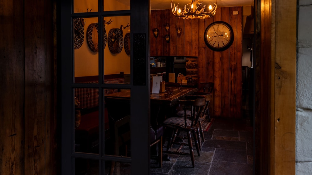 The Exeter Inn 46/51
