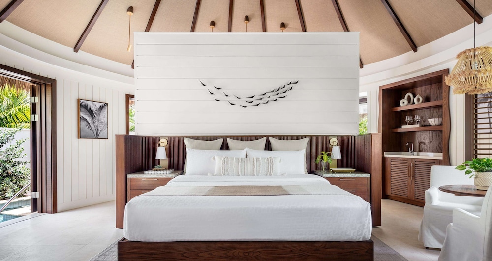 Sandals Halcyon Beach – Adults Only 10/49