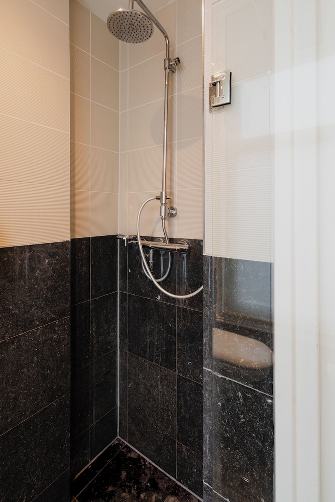 غرفة بسرير كوين، Hotel Roemer 5/6