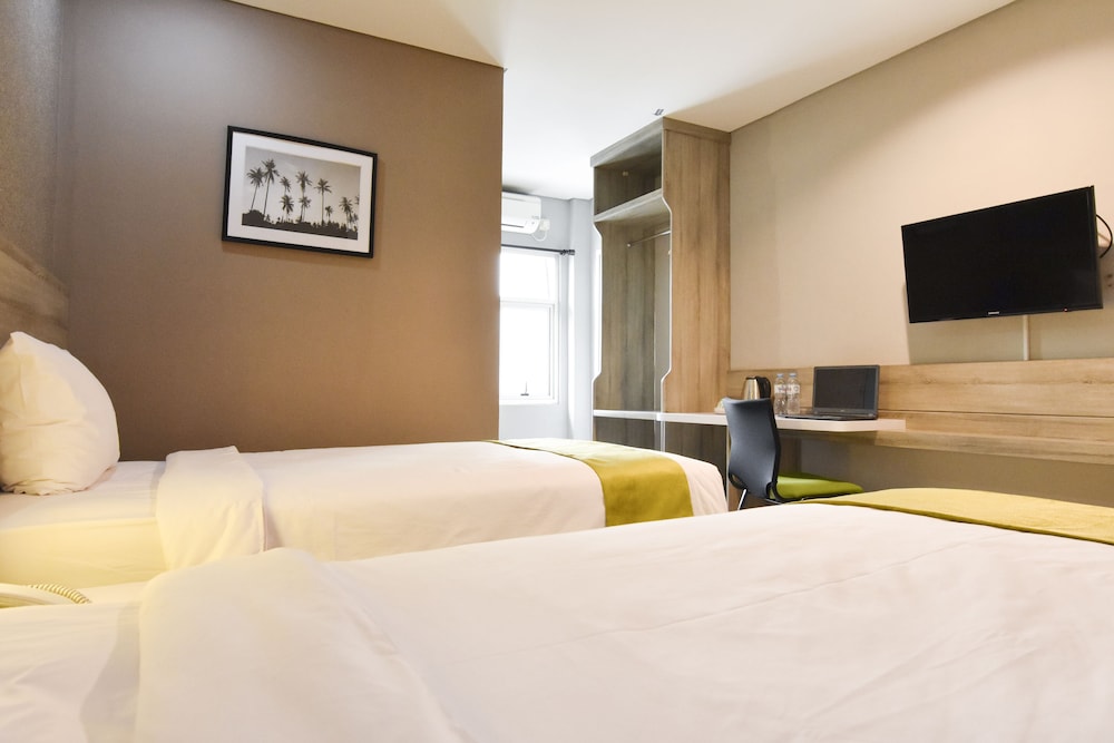 DPALMA HOTEL 12/25