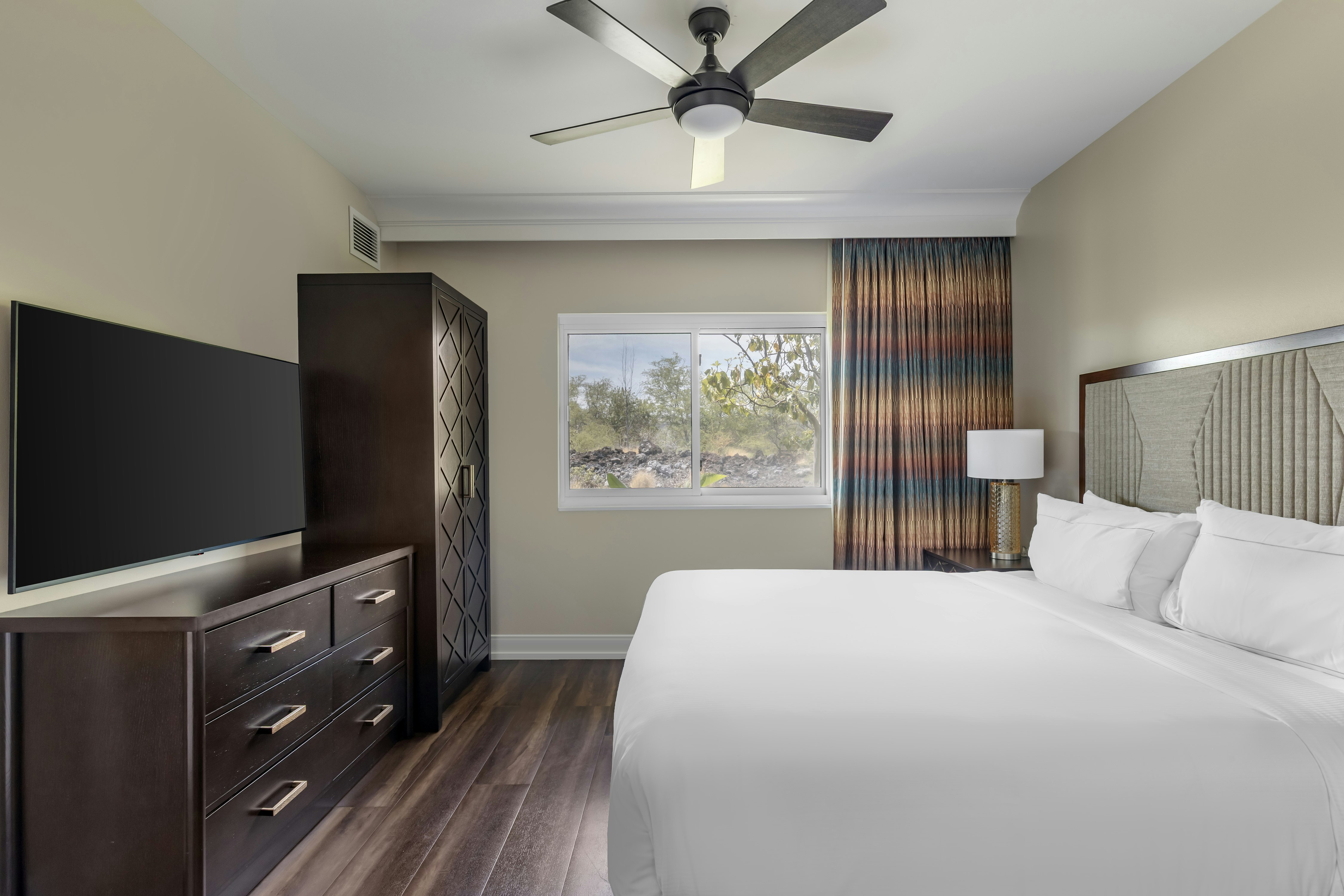 2 Bedrooms, Suite, Resort View