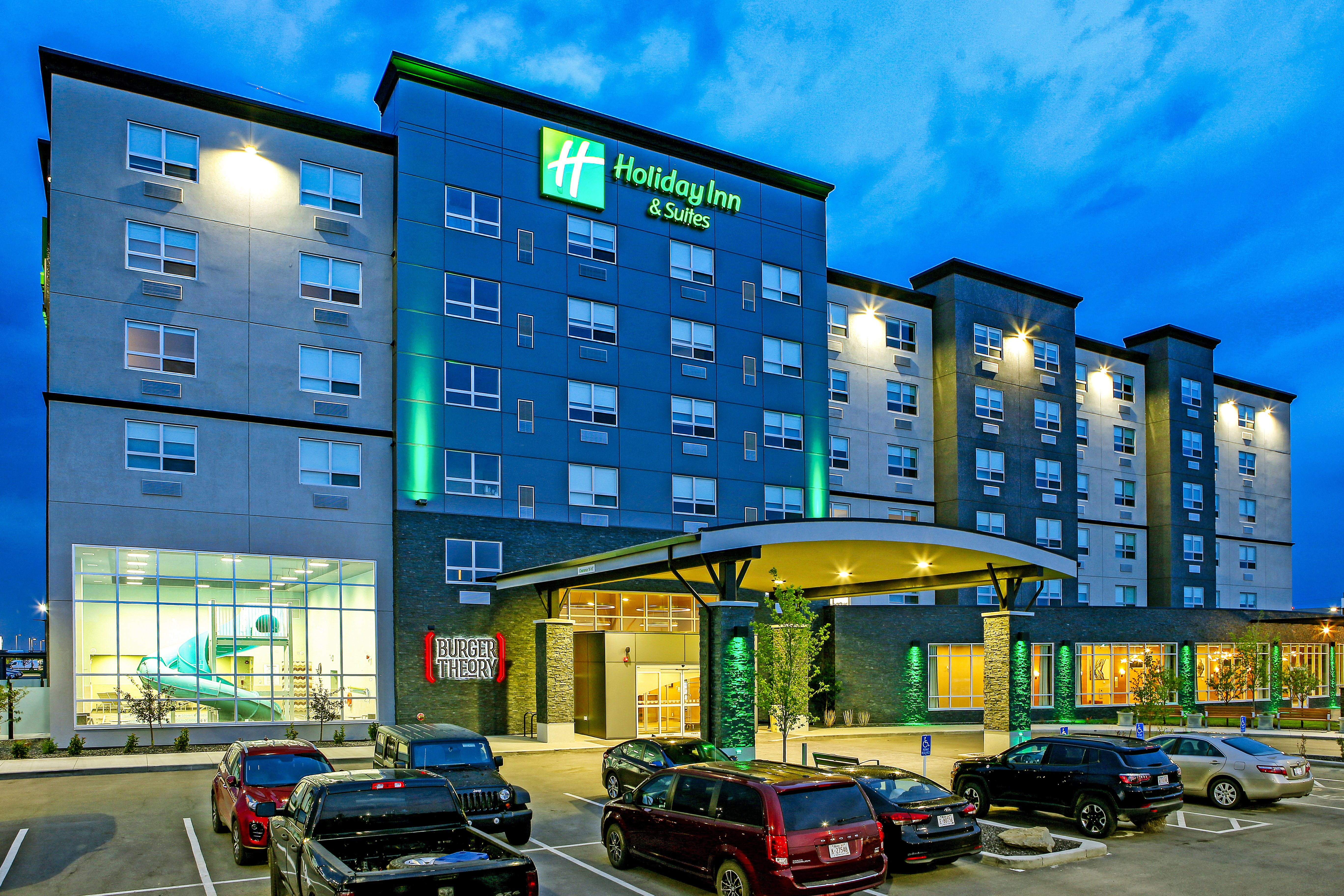 Holiday Inn & Suites Calgary Airport North in CALGARY