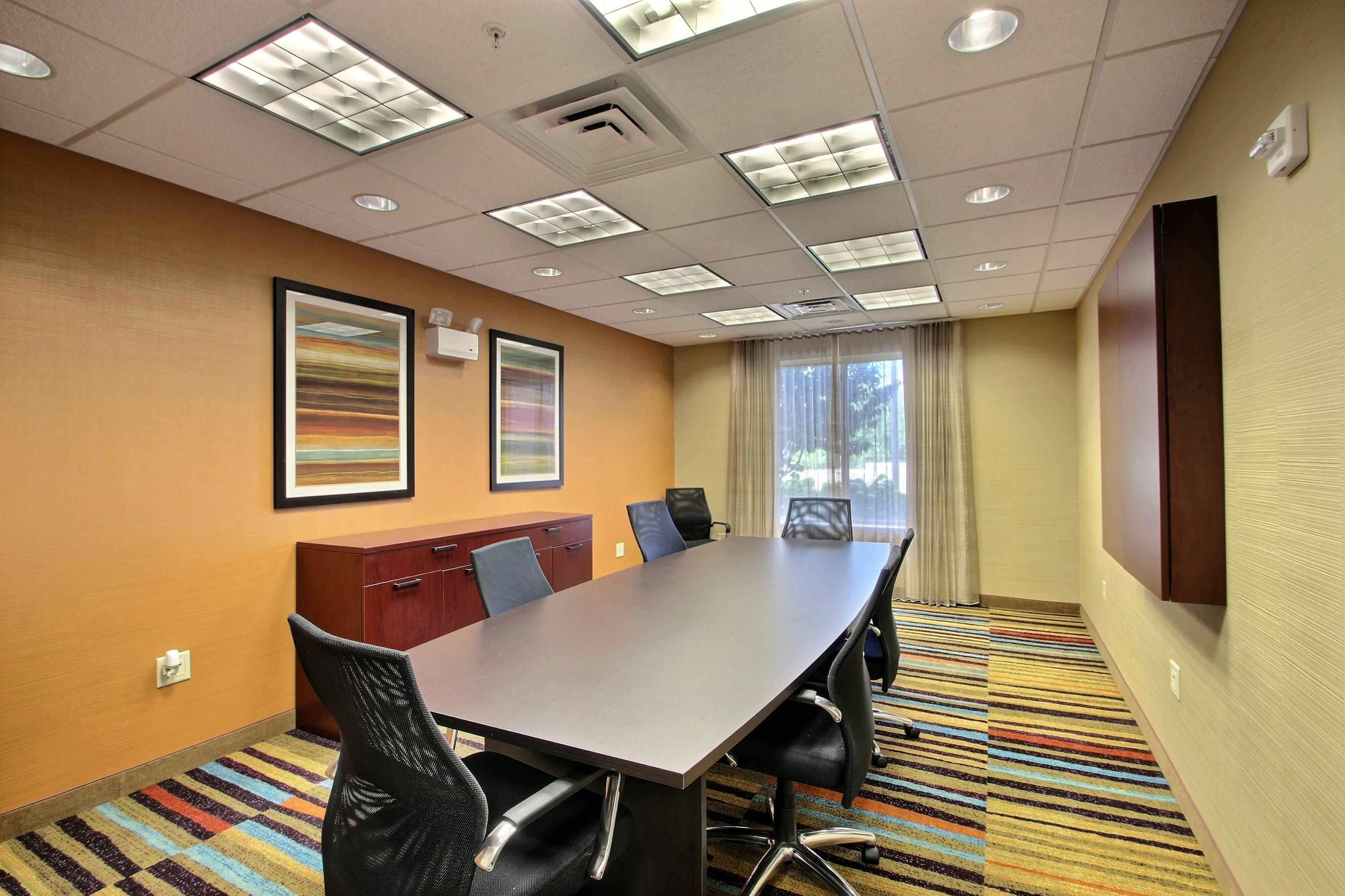 Fairfield Inn And Suites Milwaukee Airport 38/38