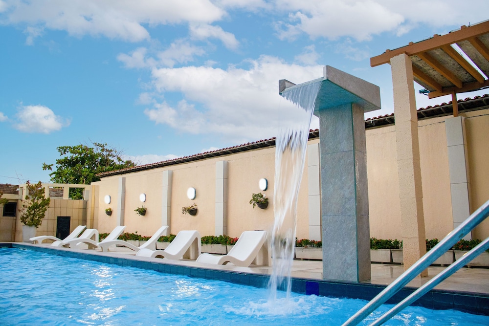 Golden Beach Hotel 9/86