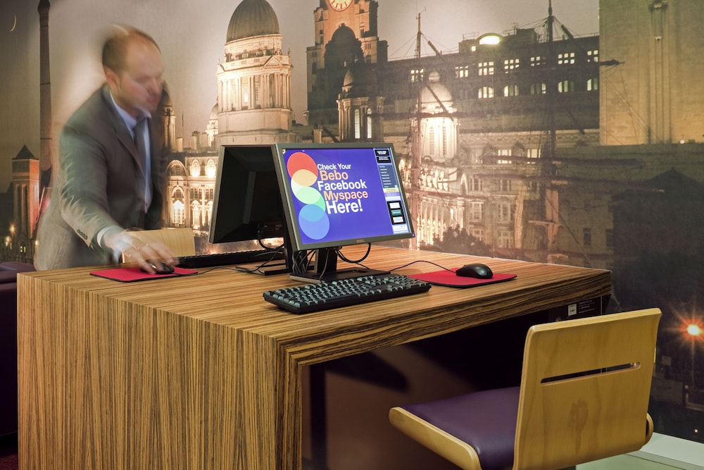 Ibis Liverpool Centre Albert Dock Liverpool One 8/71