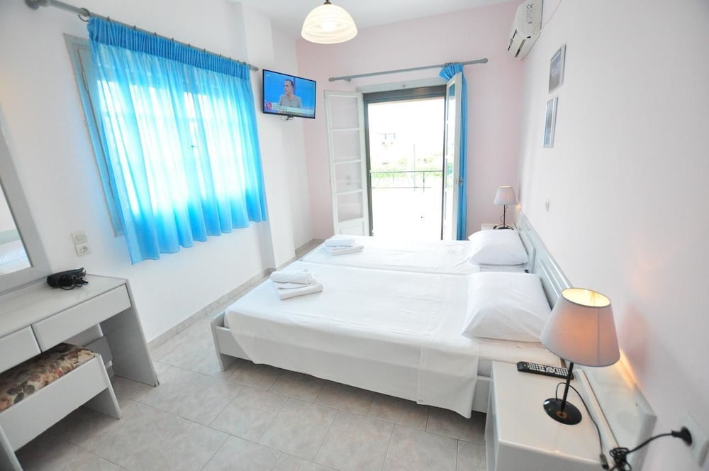 Hotel Acharavi Garden 9/26