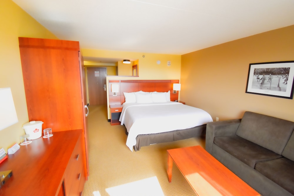 Canad Inns Destination Center Grand Forks 6/46