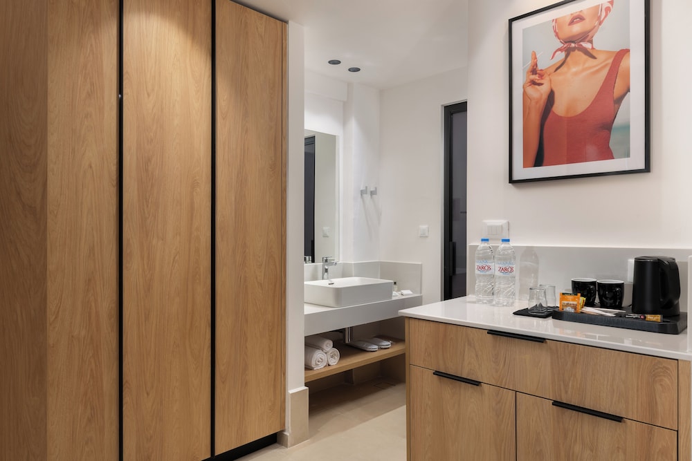 Paralos Rodos Lifestyle Hotel 81/82