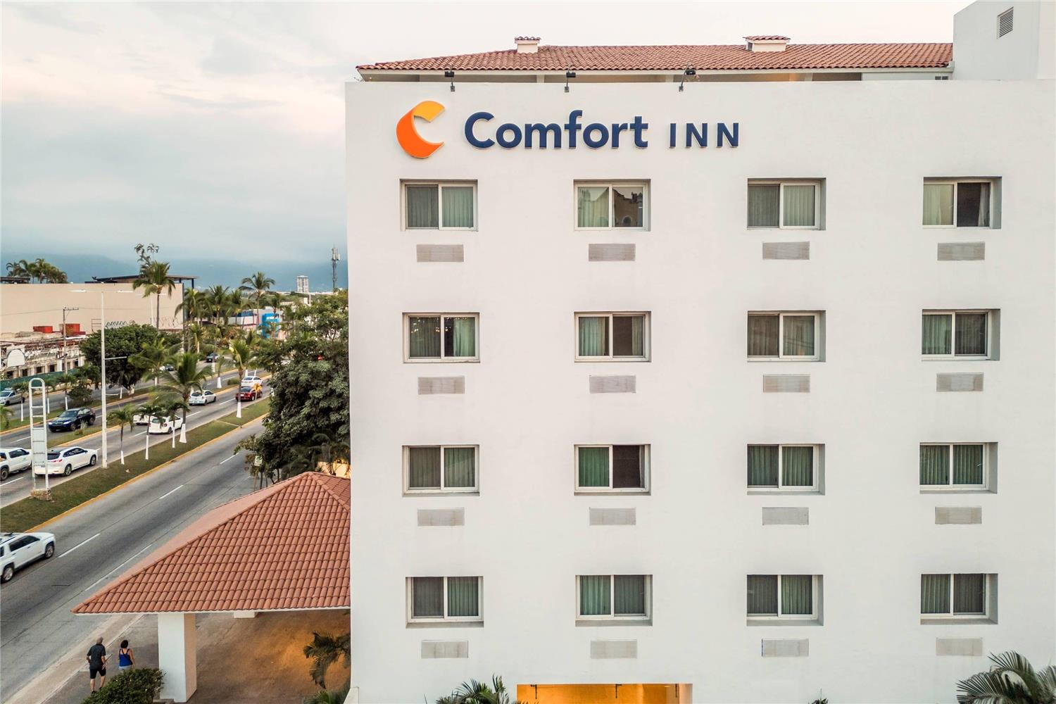 Comfort Inn Puerto Vallarta Golfside & Marina 1/36