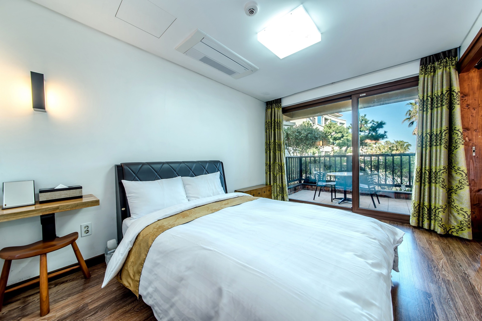 family suite