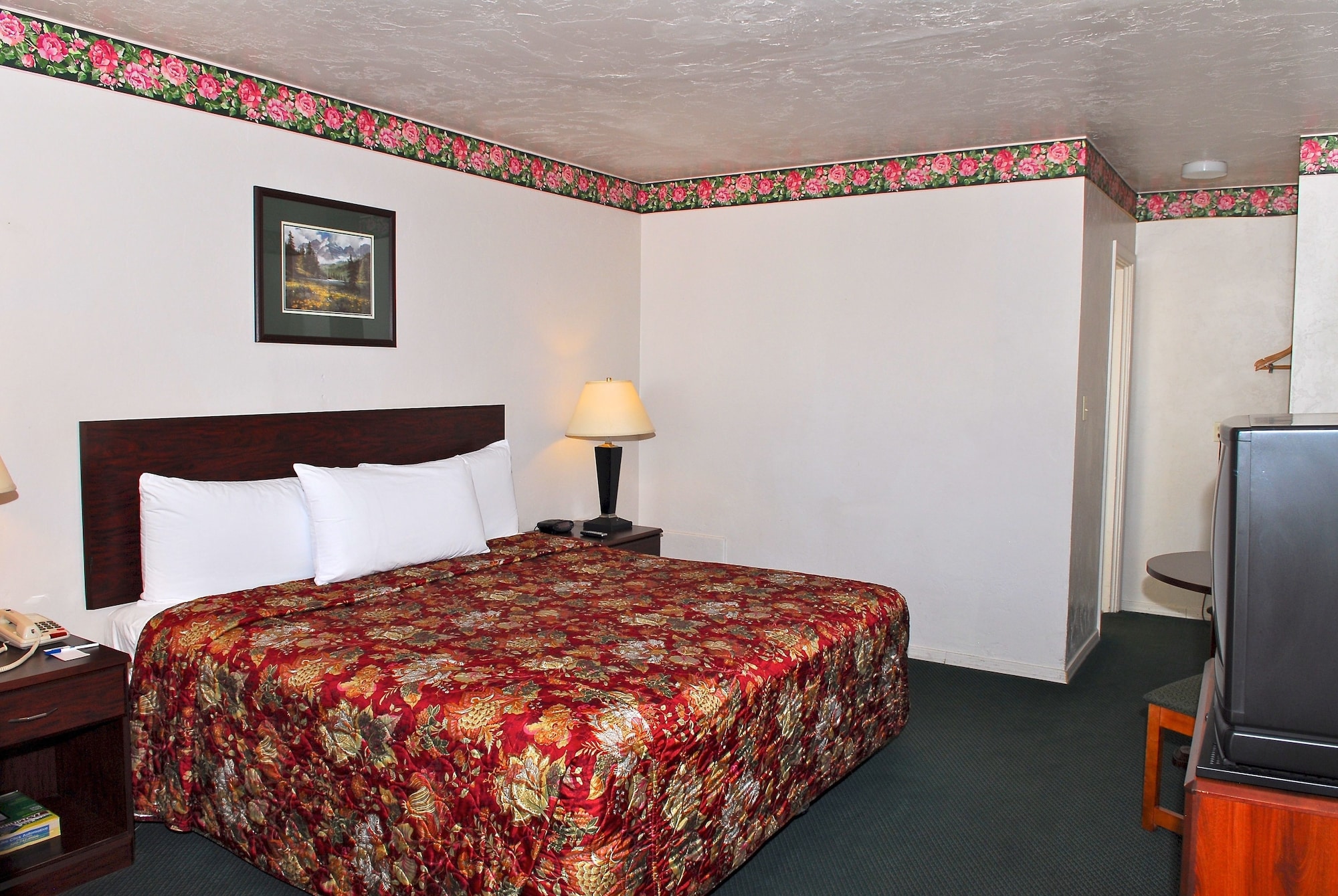 STANDARD, KING BED
