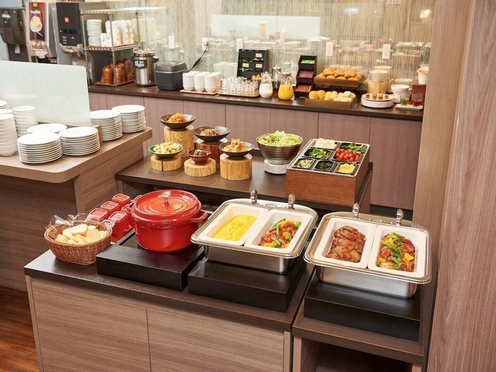 Keio Presso Inn Kudanshita 50/63