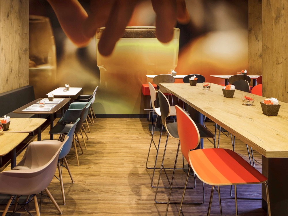 Ibis Paris Versailles Chateau 30/47