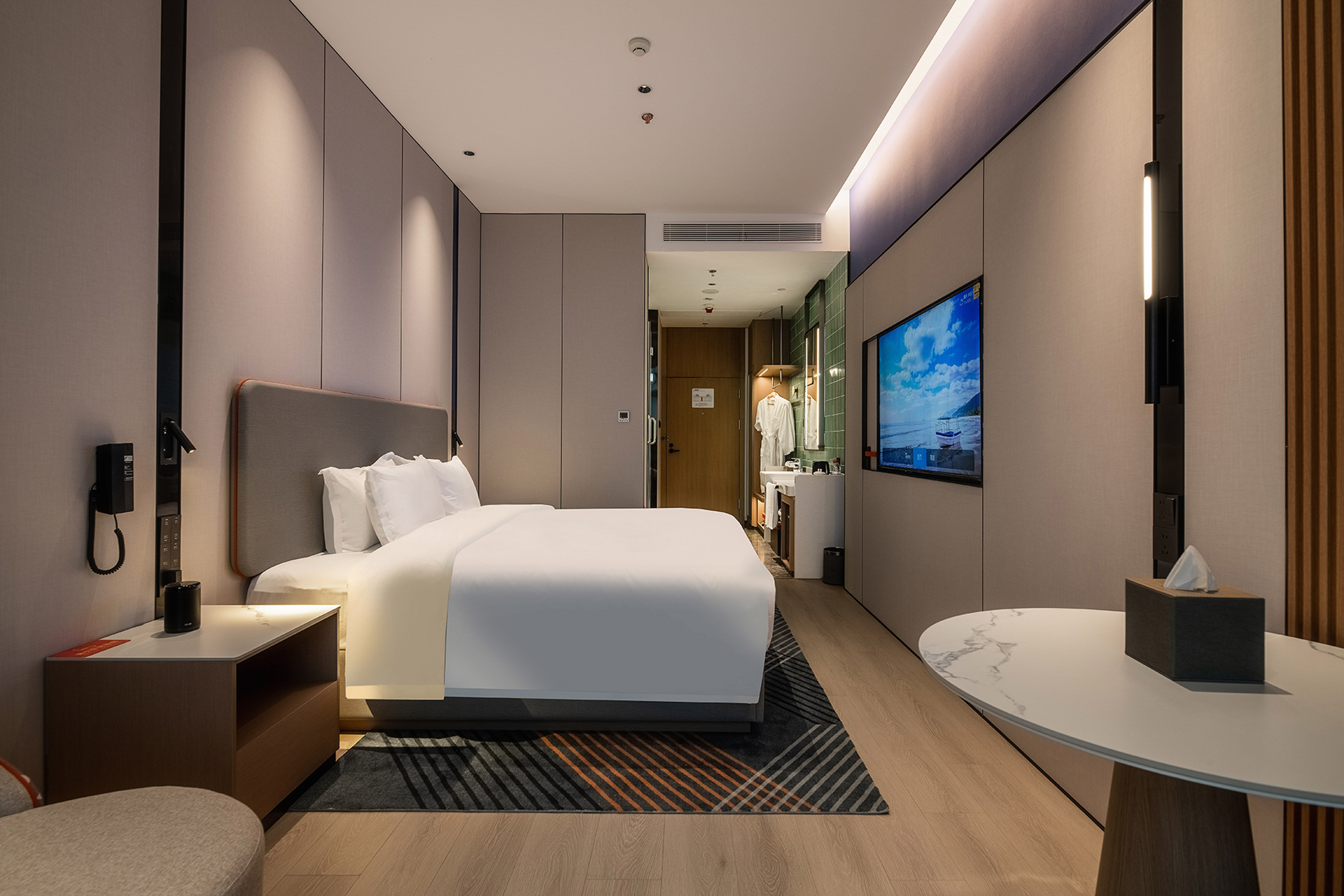Holiday Inn Express Chongqing Nanbin Road 19/36