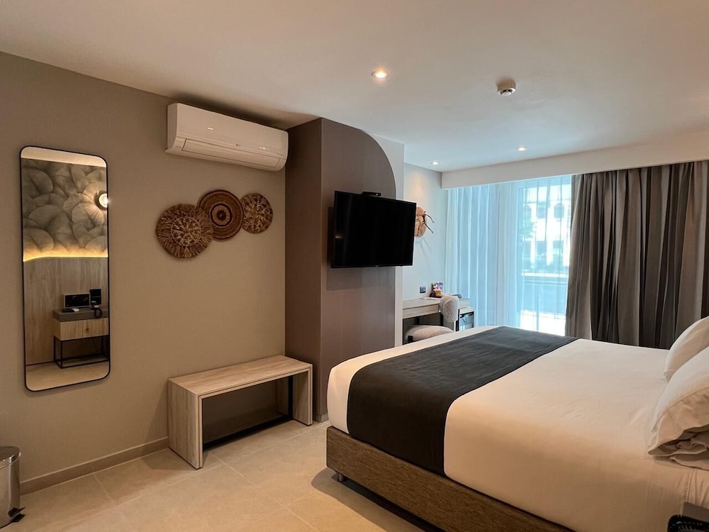 غرفة قياسية بسرير مزدوج، Zione Luxury Hotel Pereira 5/8
