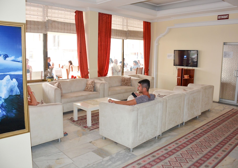 First Class Hotel 34/59