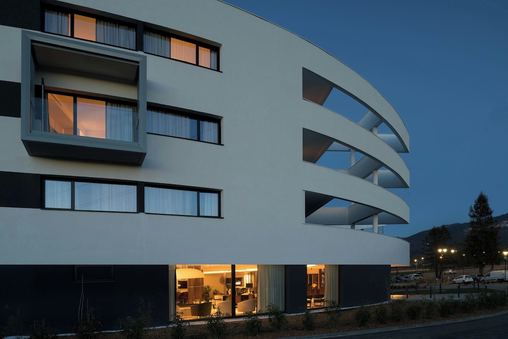 AC Hotel Saint-Julien-en-Genevois 2/48