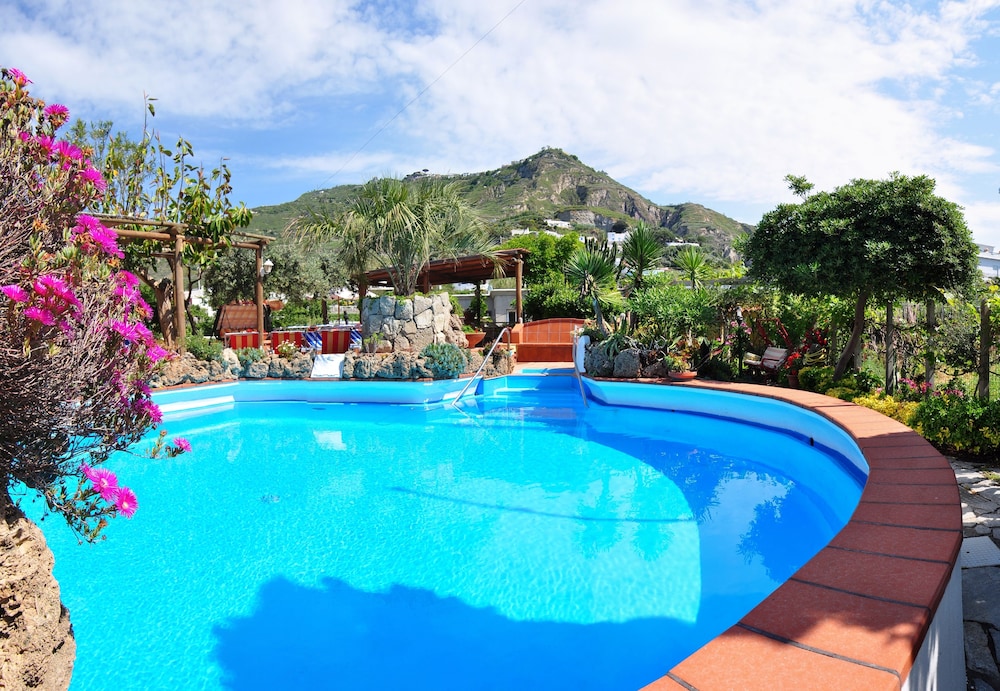 Hotel Villa Sirena 32/50