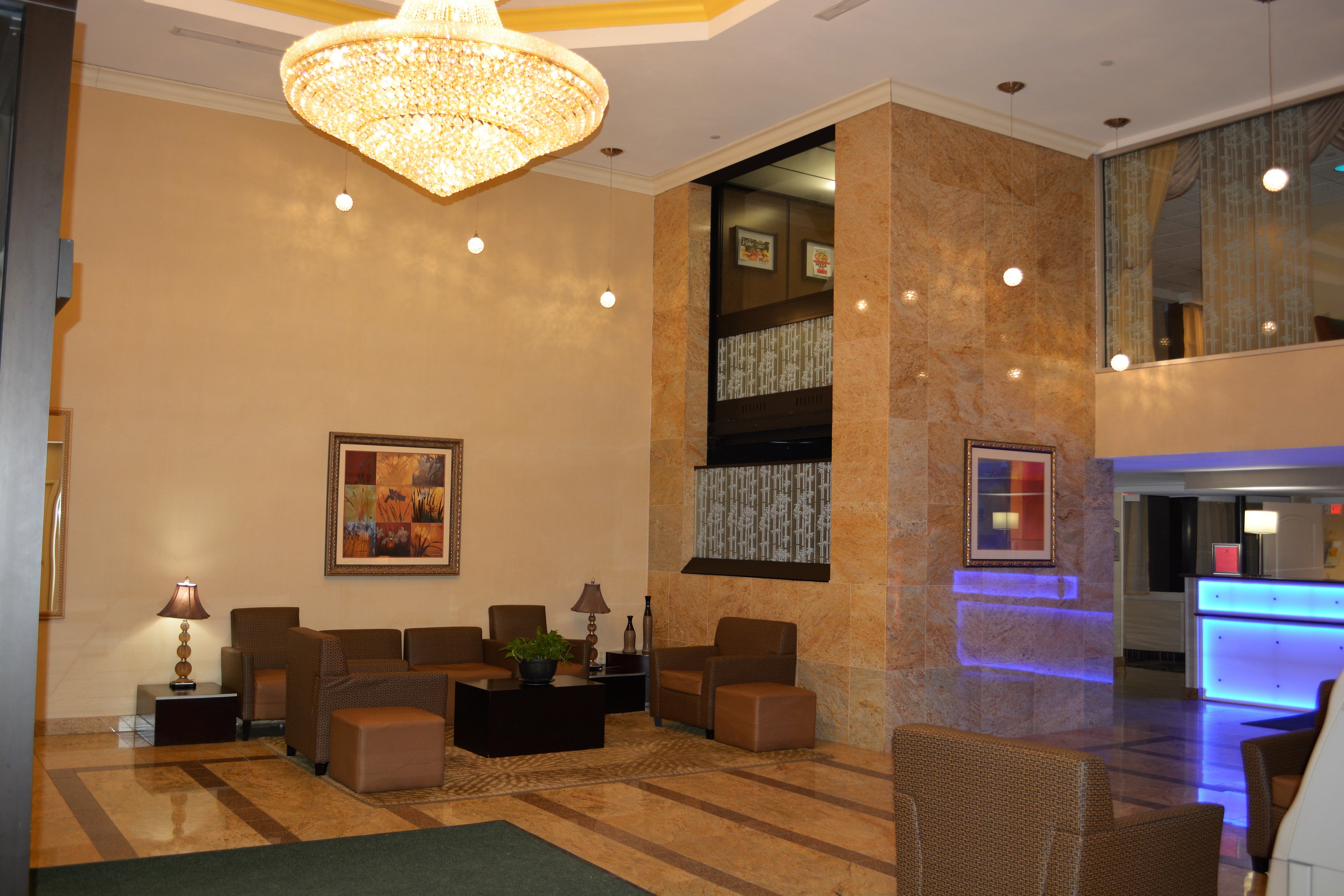 Holiday Inn Hazlet 30/69
