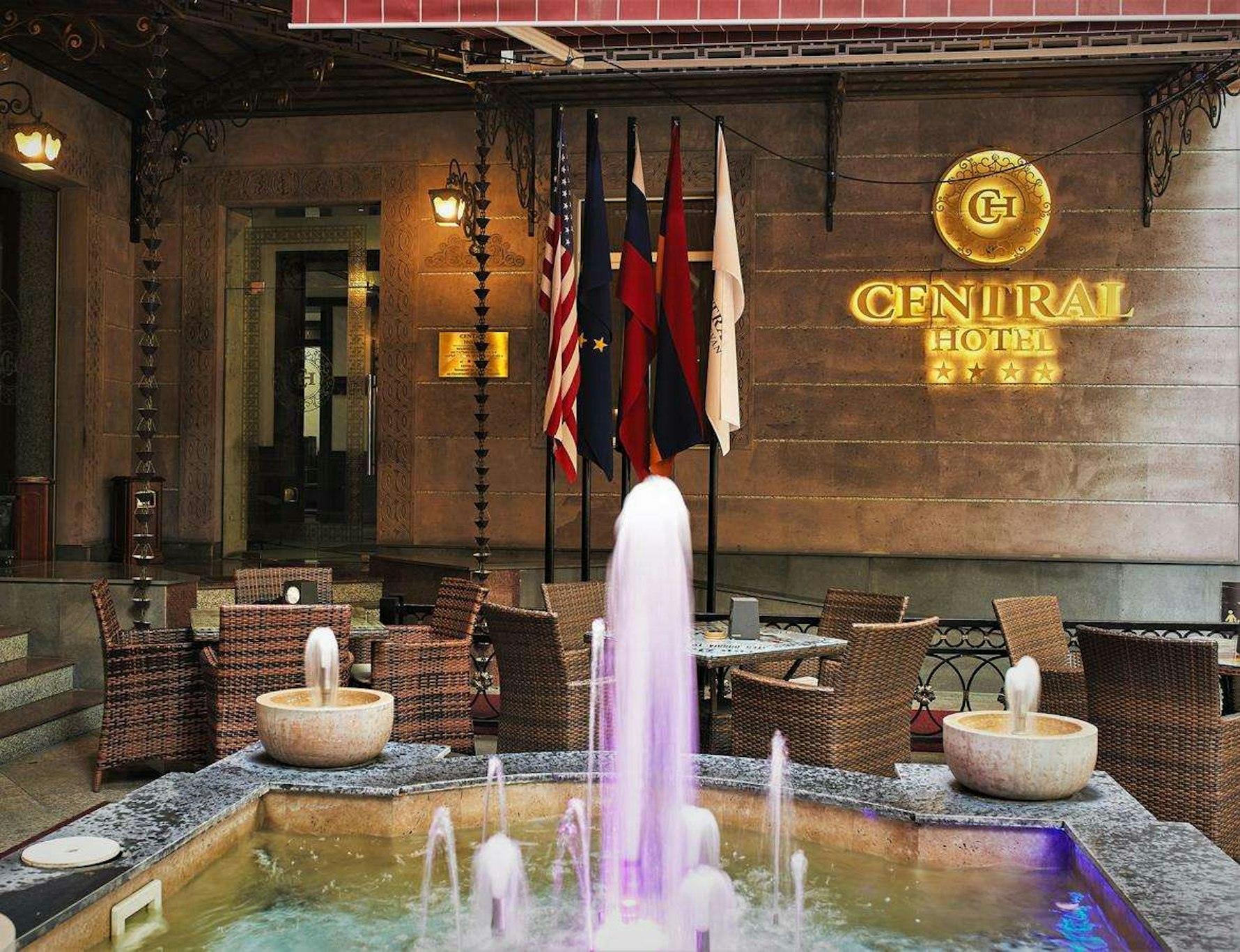 Central Hotel Yerevan 49/71