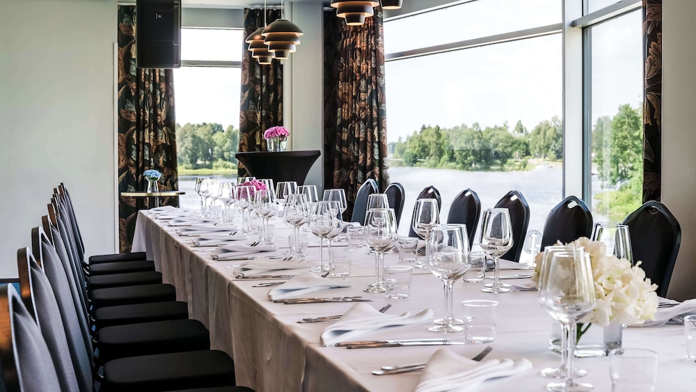 Radisson Blu Oulu 54/70