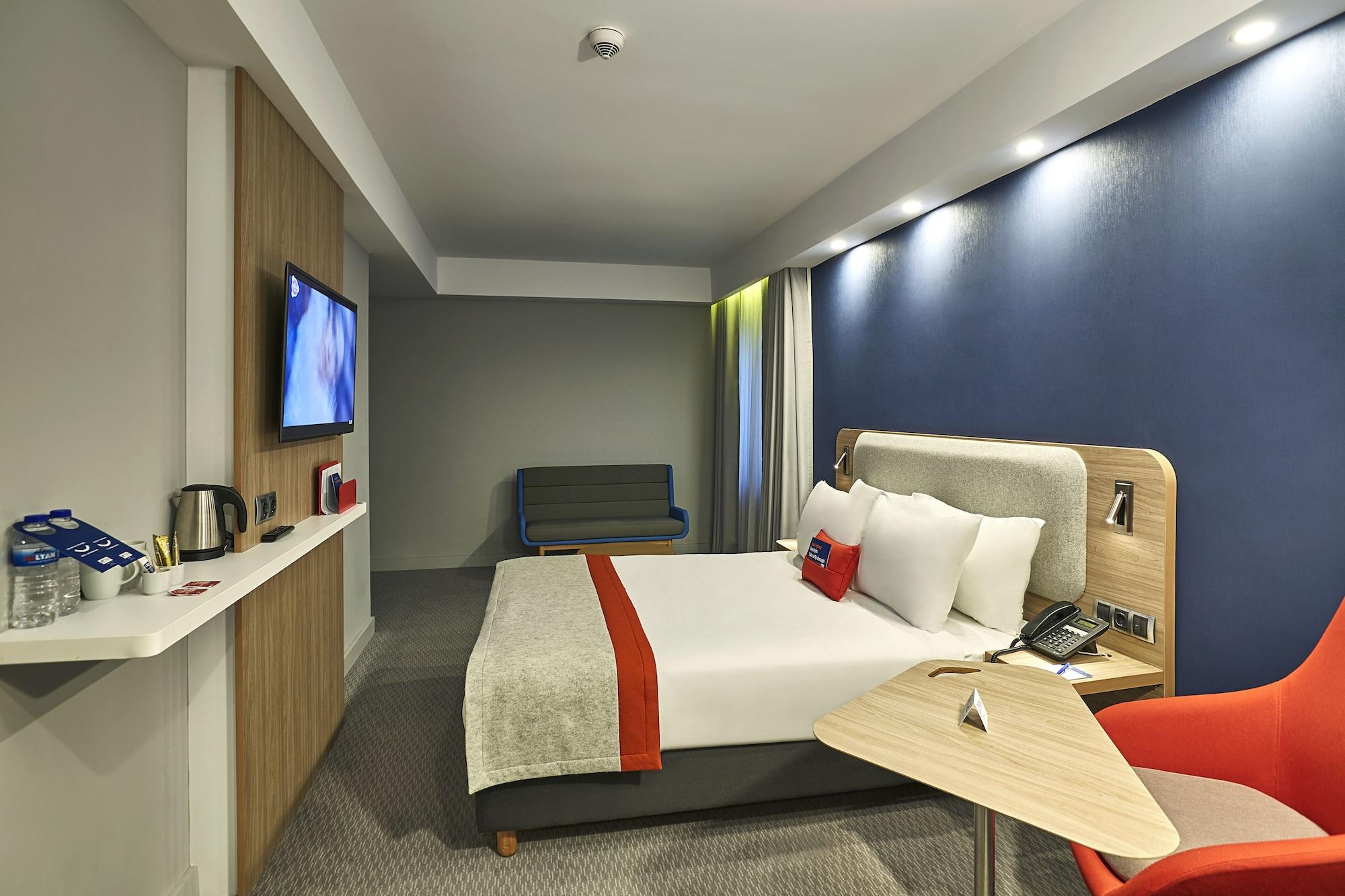 Standard, Multiple Beds
