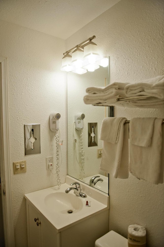 San Diego Downtown Lodge 22/35