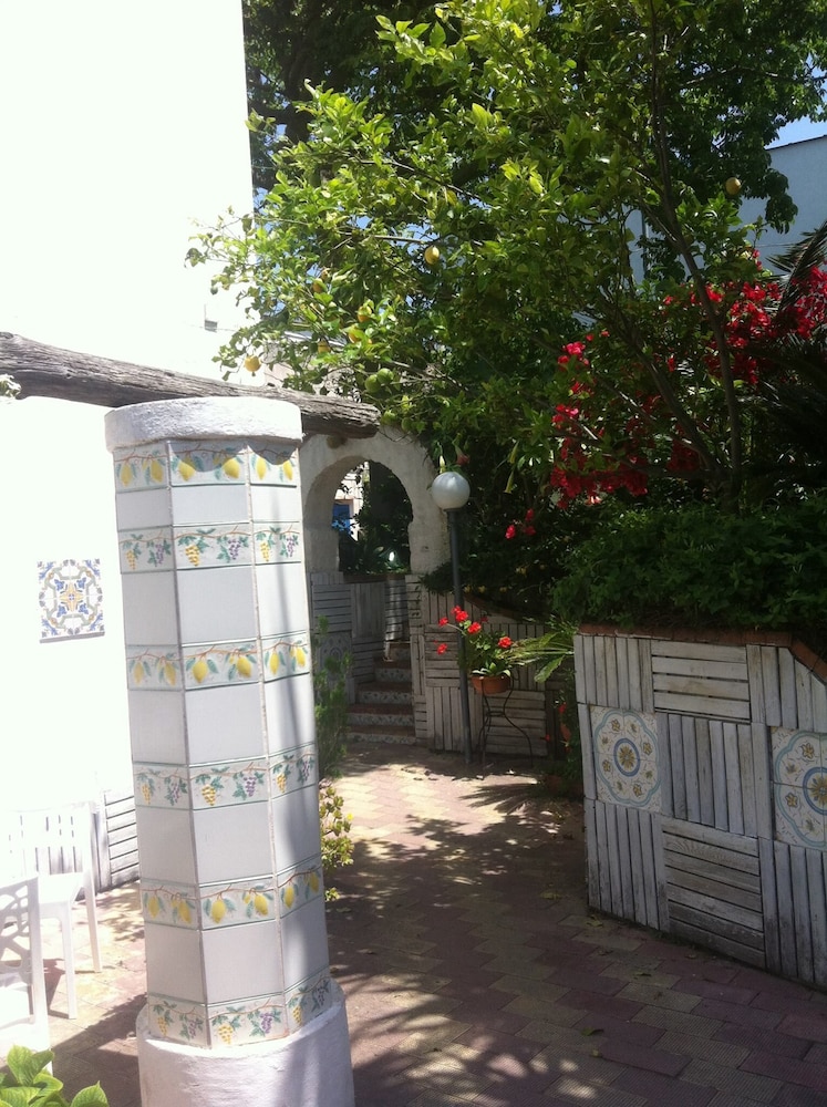 Hotel Tirreno Residence 4/50