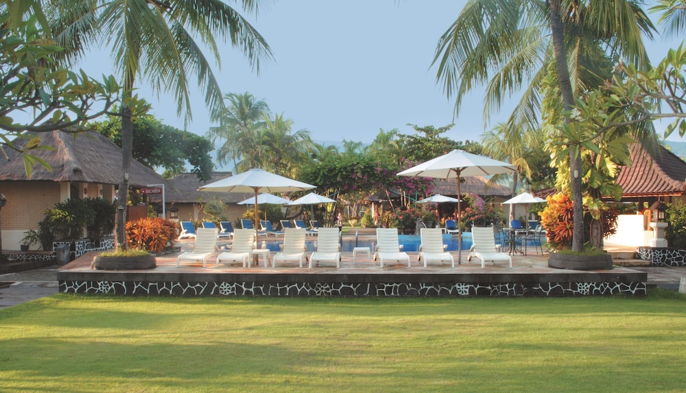 Aneka Lovina Villas And Spa 53/56
