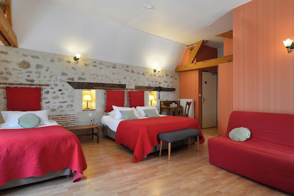 AUBERGE LE COLOMBIEN 19/37