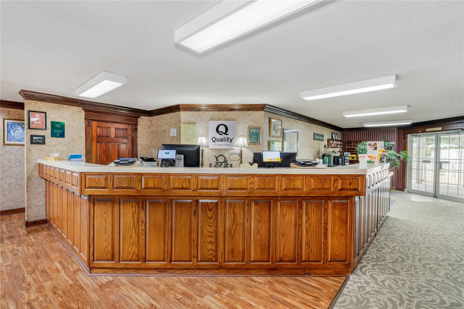 Quality Inn Eureka Springs South 10/67
