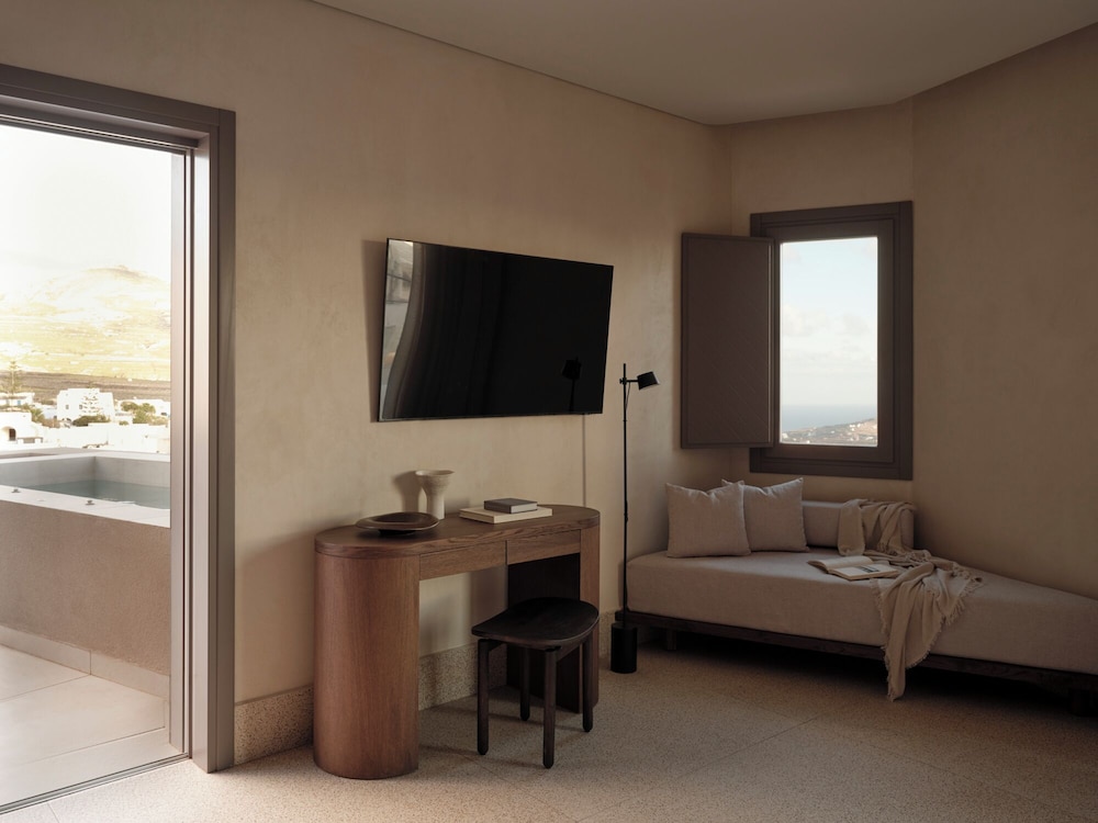 Enarma Suites & Spa 48/65