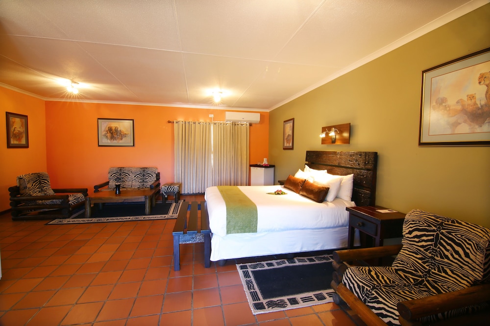 Kalahari Arms Hotel 34/69