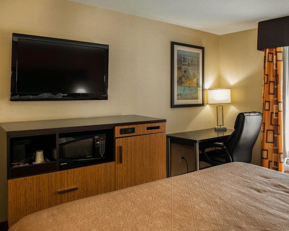 Quality Inn Franklin I-65 14/40